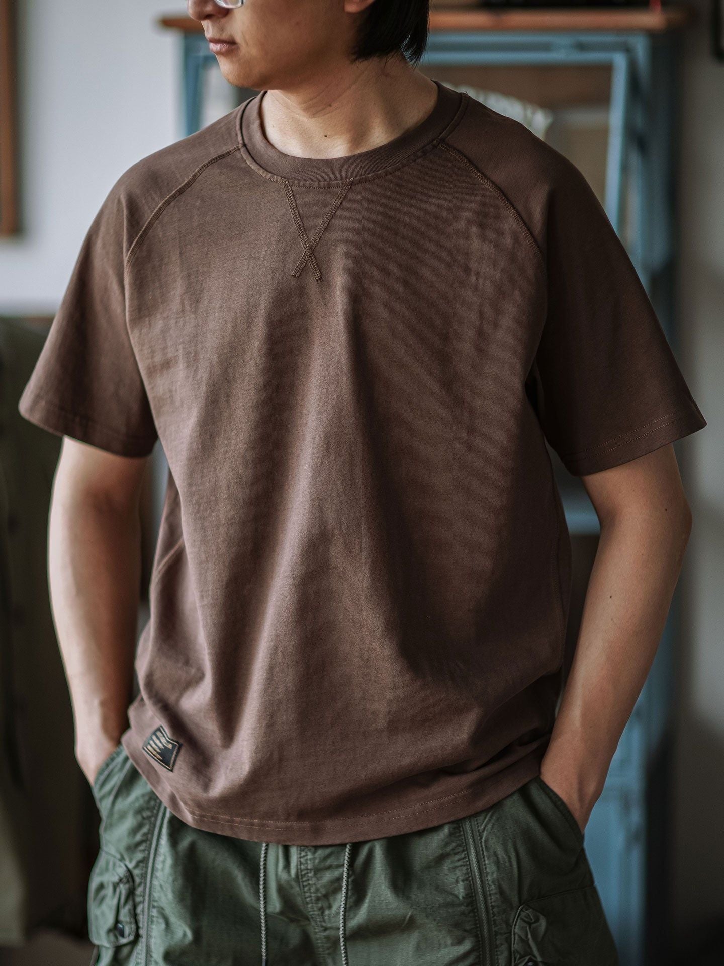 Vintage Club Retro Raglan Sleeve Cotton T-Shirt for Men - Brown, Crew Neck, Short Sleeve