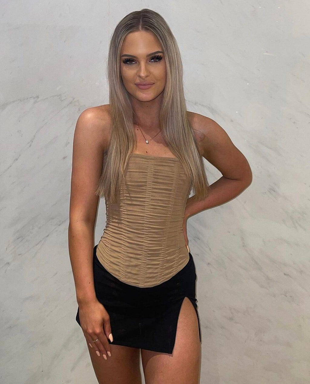 Elegant Nude Strapless Corset Top - Mesh